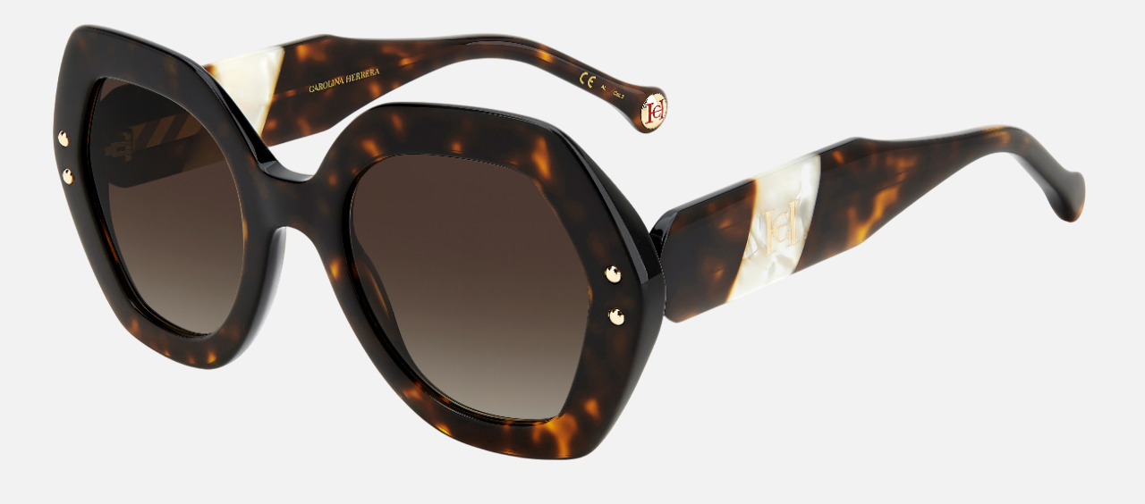 Carolina Herrera HER 0126/S C9K irregular sunglasses for women in full rim plastic, with havana white frame, and gradient brown lenses. 52mm in lens size, 24mm in bridge size, and 145mm in temple length.