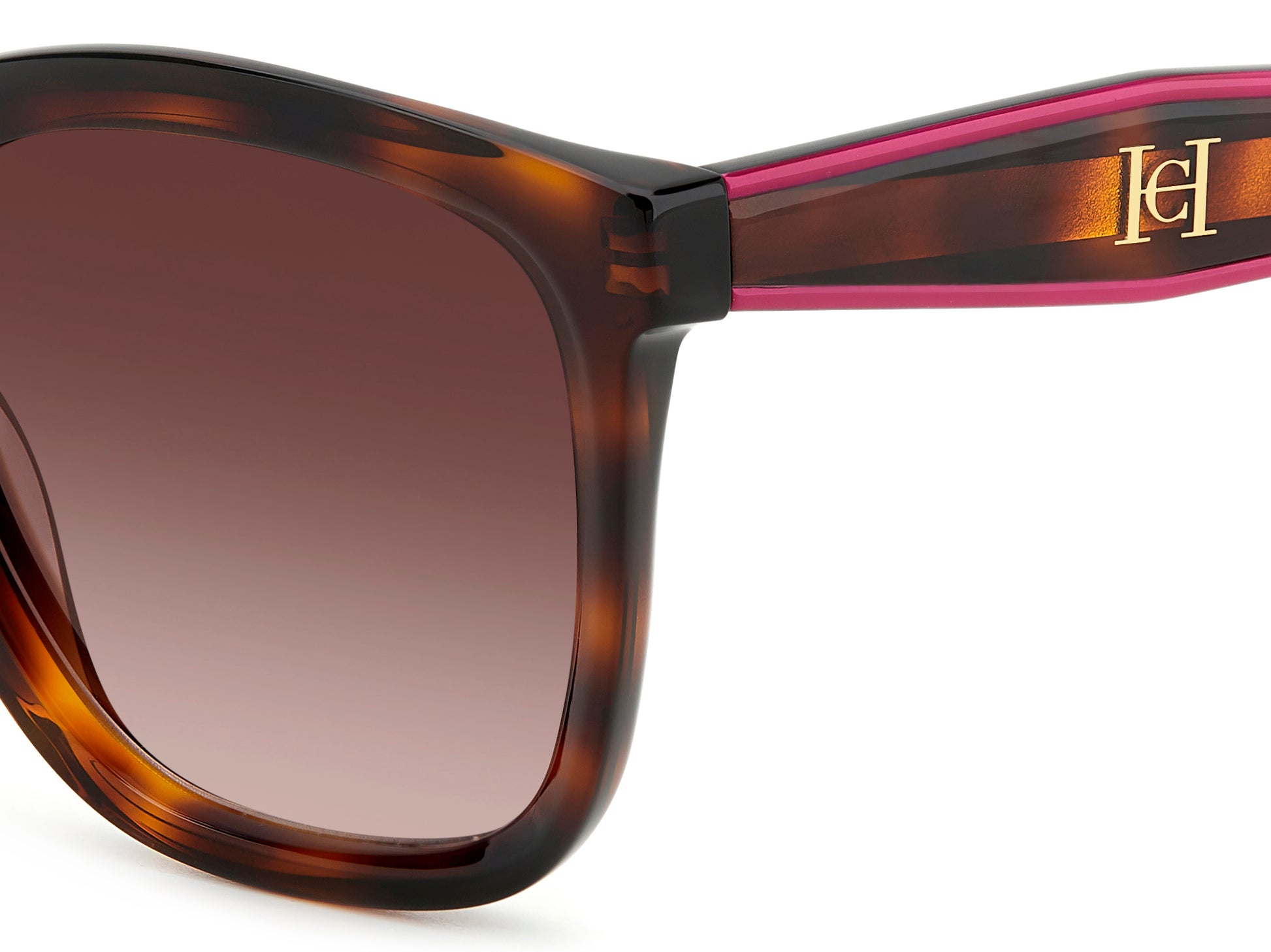 Carolina Herrera HER 0225/G/S 0T4 square sunglasses for women in full rim plastic, with havana pink frame, and gradient brown lenses. 54mm in lens size, 20mm in bridge size, and 145mm in temple length.
