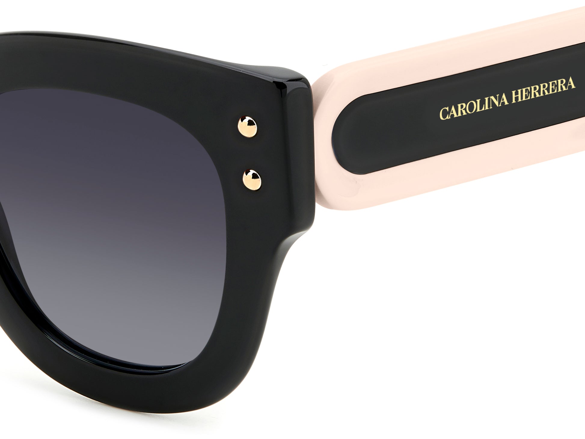 Carolina Herrera HER 0222/S 3H2 square sunglasses for women in full rim plastic, with black pink frame, and gradient grey lenses. 47mm in lens size, 26mm in bridge size, and 145mm in temple length.