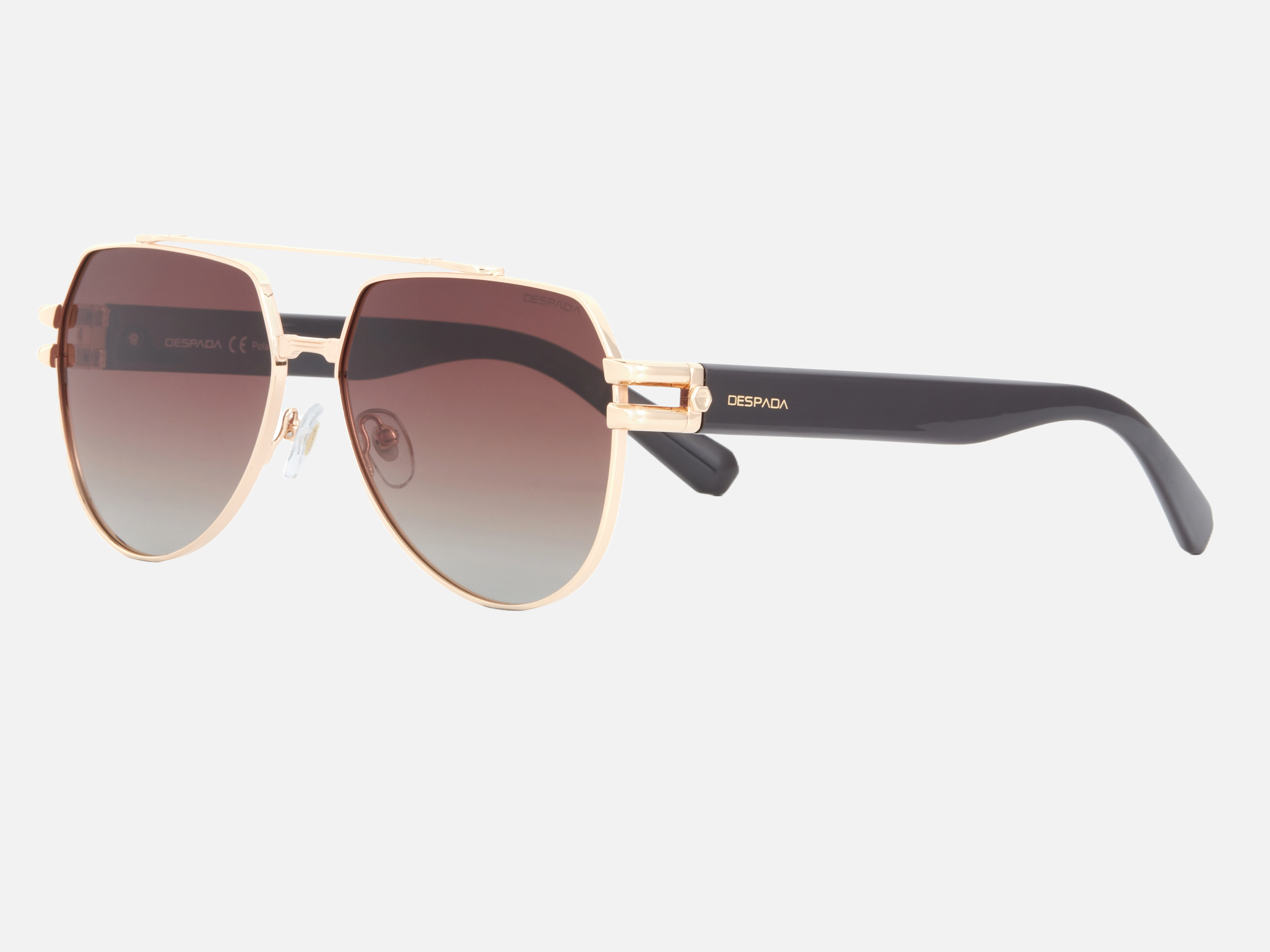 Despada DS 2367 C3 pilot sunglasses for men in full rim metal, with gold frame, and gradient brown lenses. 62mm in lens size, 14mm in bridge size, and 148mm in temple length.