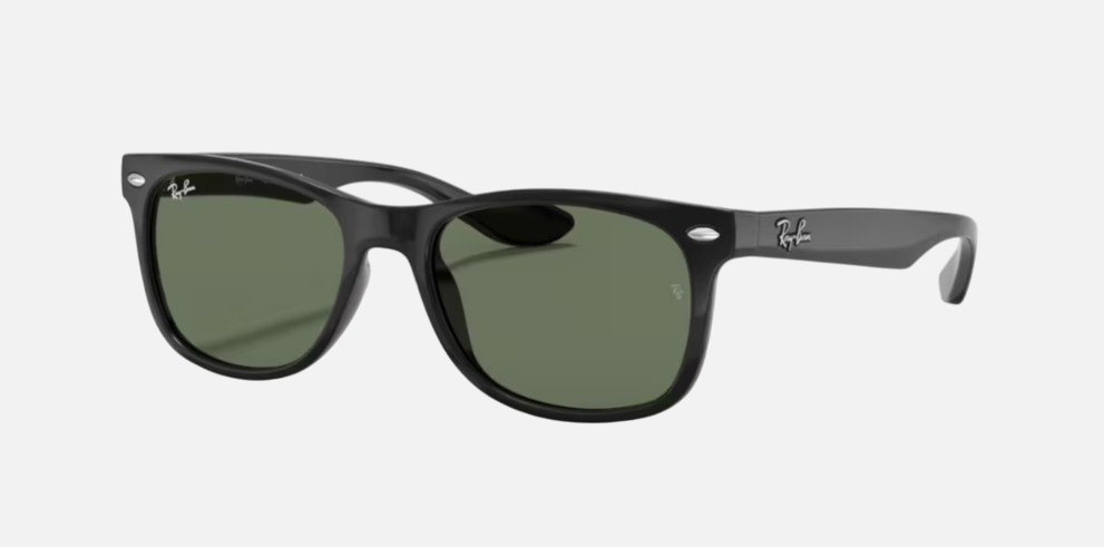 Ray-Ban Junior New Wayfarer Kids RJ9052S 100/71 square sunglasses for kids in full rim injected, with polished black frame, and dark green lenses. 47mm in lens size, 15mm in bridge size, and 125mm in temple length.