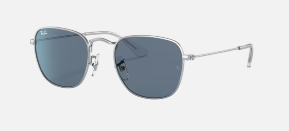 Ray-Ban Junior Frank Kids RJ9557S 212/80 square sunglasses for kids in full rim metal, with polished silver frame, and dark blue lenses. 46mm in lens size, 19mm in bridge size, and 130mm in temple length.