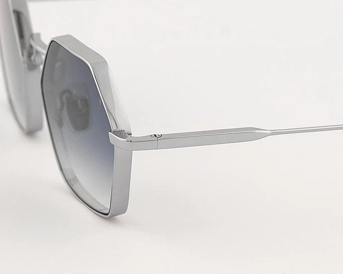 Eyepetizer Churchill