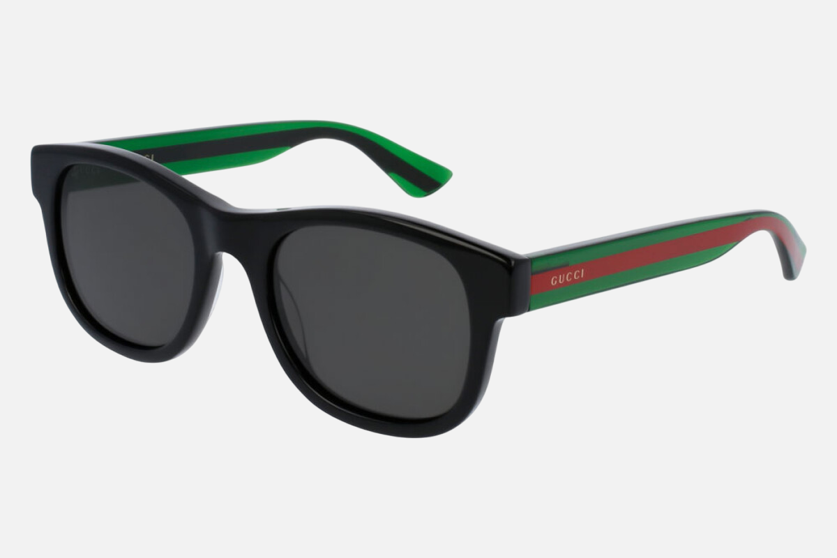 Gucci GG0003SN 006 square sunglasses for men in full rim acetate, with black frame, and grey lenses. 52mm in lens size, 21mm in bridge size, and 145mm in temple length.
